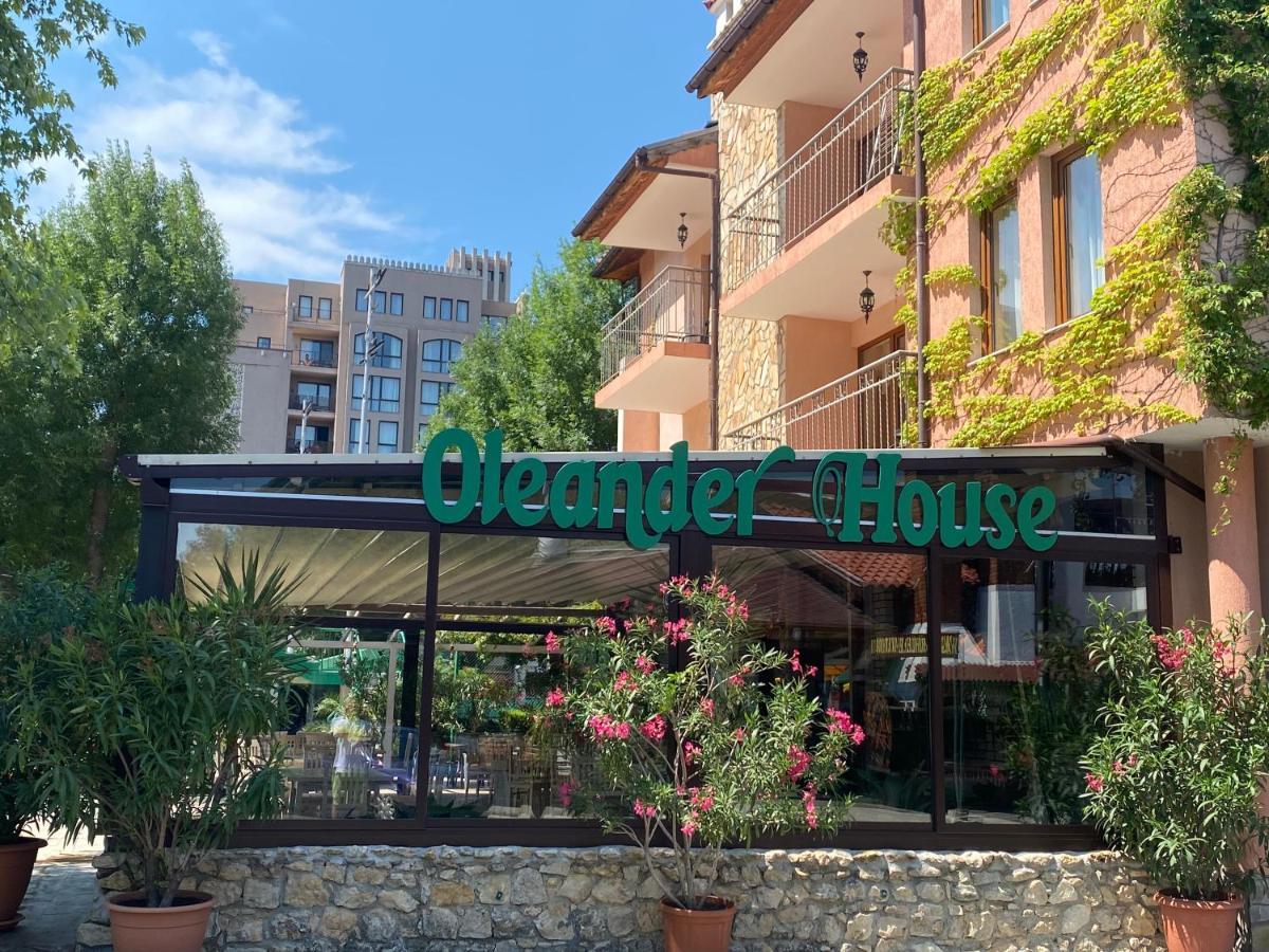 Oleander House And Tennis Club 써니비치 외부 사진
