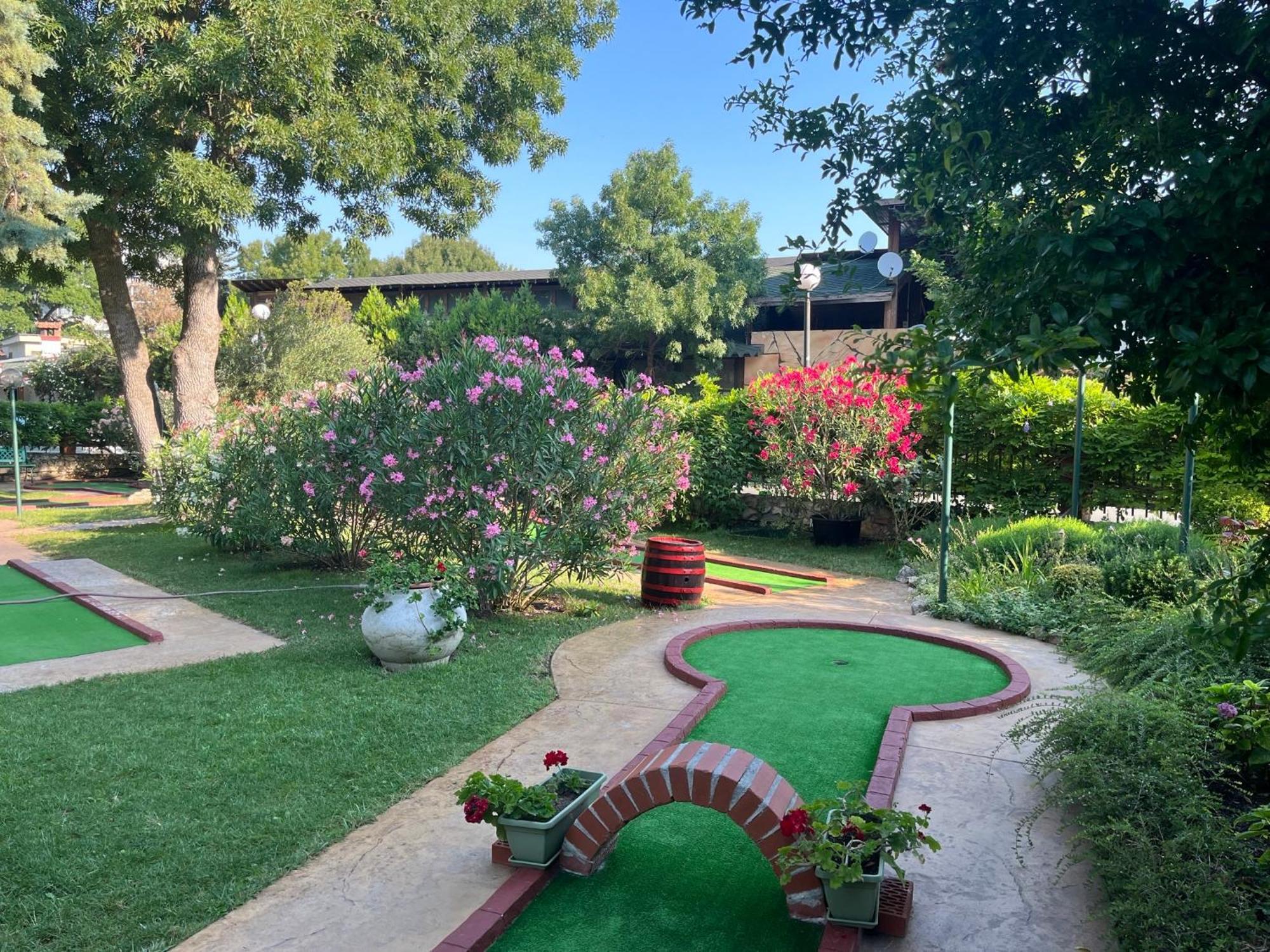 Oleander House And Tennis Club 써니비치 외부 사진