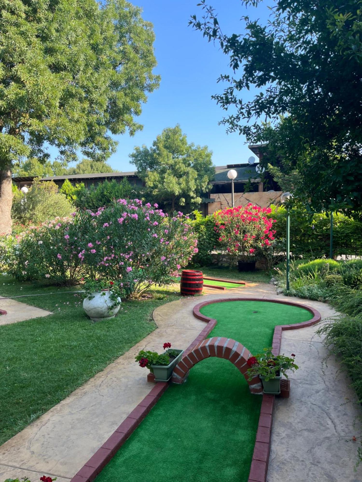 Oleander House And Tennis Club 써니비치 외부 사진